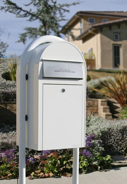 white bobi grande mailbox with white post, edited for customer reference